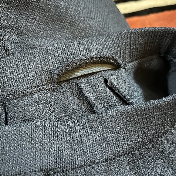 St. John Basics Wool Pleated Trousers - Picture 3 of 7